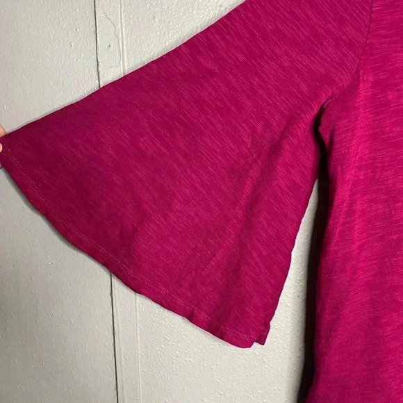 Meadow Rue by Anthropologie Maroon Vneck Bell Sleeve Top Size XS - Picture 3 of 3